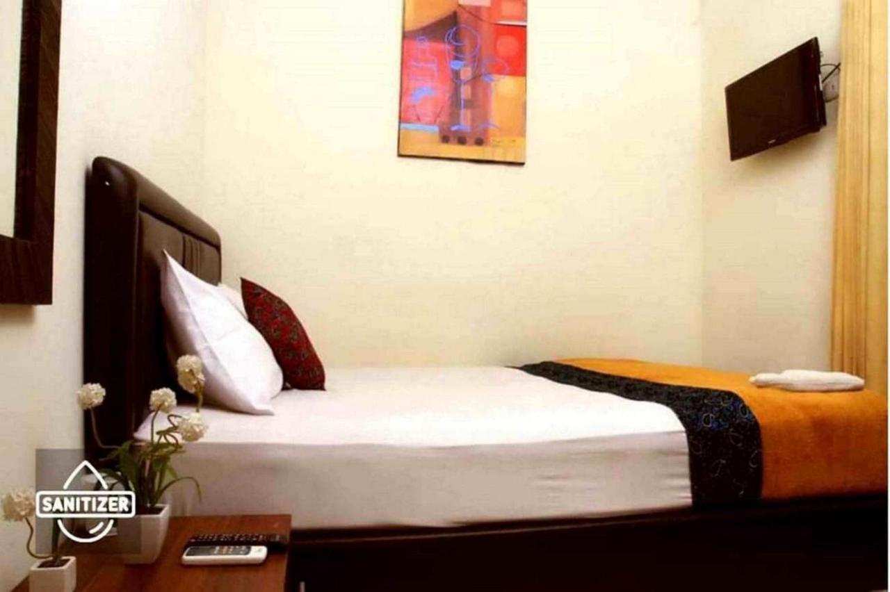 Hotel Bantal Guling Trans Bandung Exterior foto